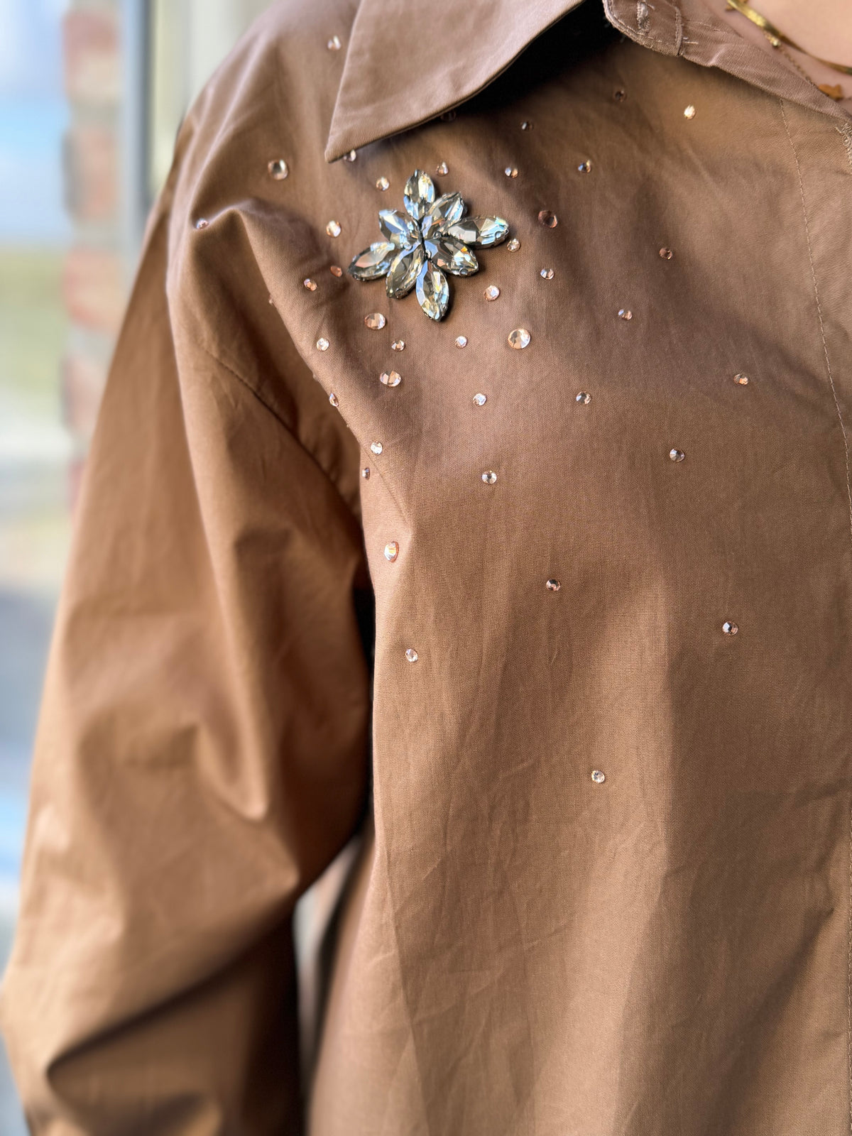 Chemise chocolat strass (2)