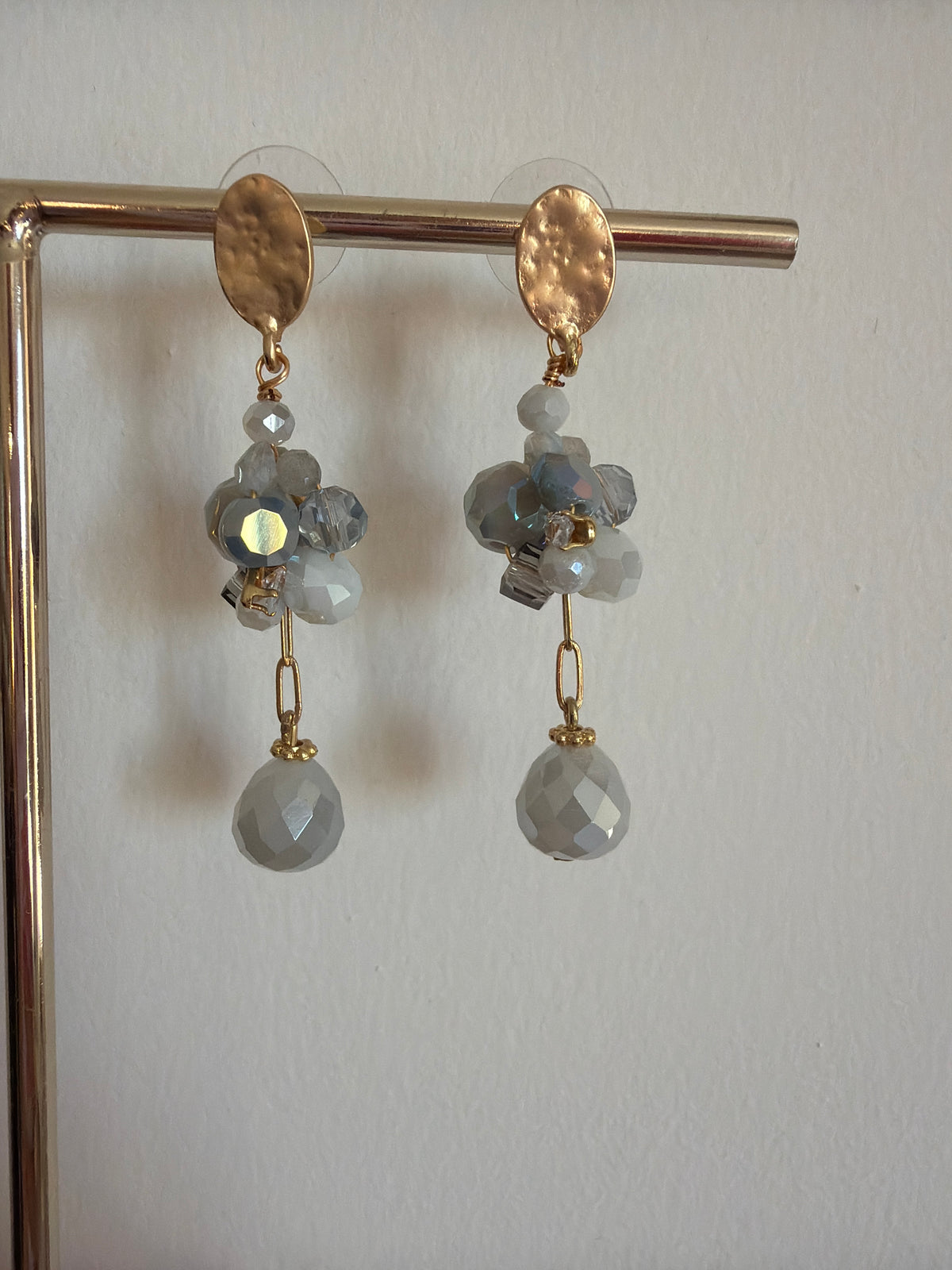 Boucles d’oreilles en perles  – Gris / bleu