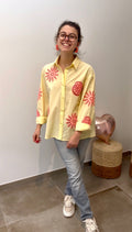 Chemise brodée jaune