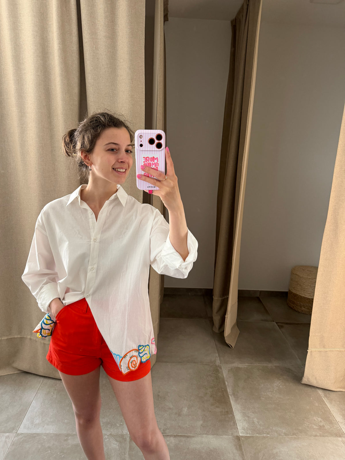 Short orange 