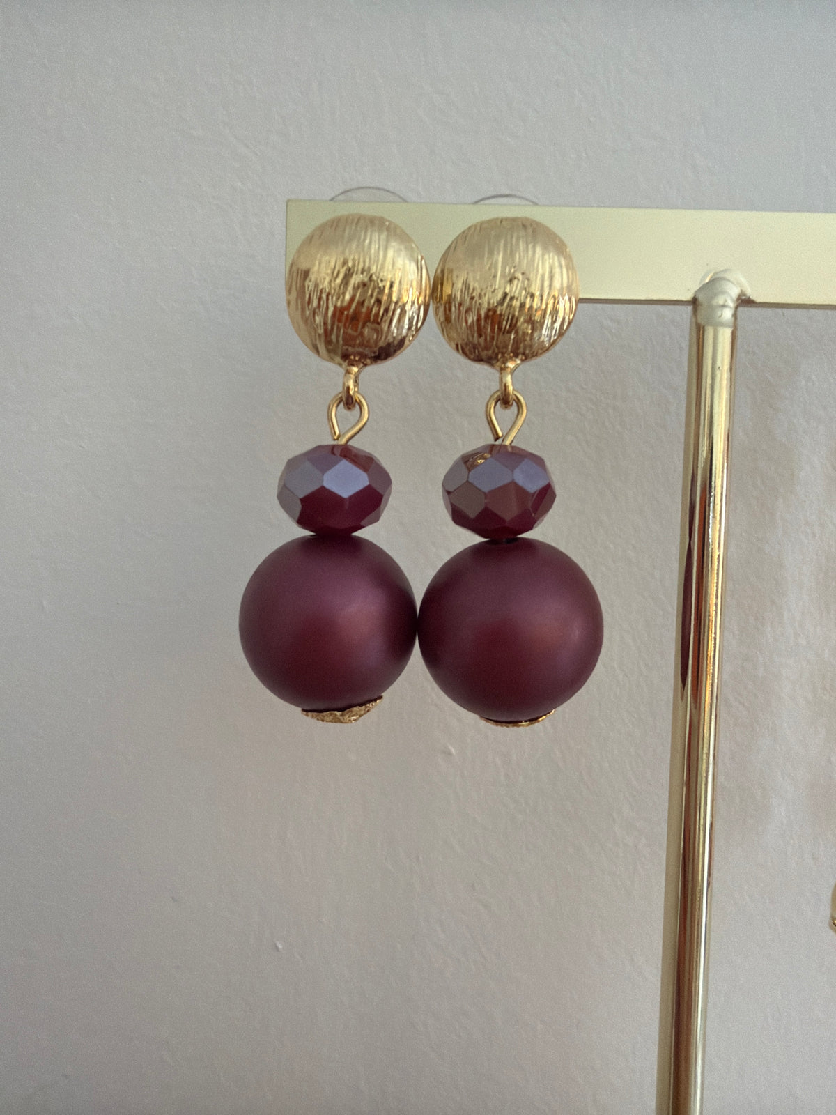 Boucles d’oreilles perles mates 